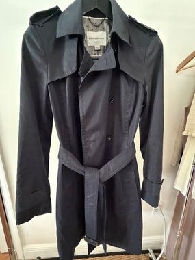 Like NEW! Banana Republic Classic Black Trench Coat